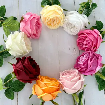 Изкуствено Цвете от Коприна бяла Роза, листа от Евкалипт Букет Божури Изкуствени Цветя за Сватбената Маса Вечерни Ваза Декорация на Дома